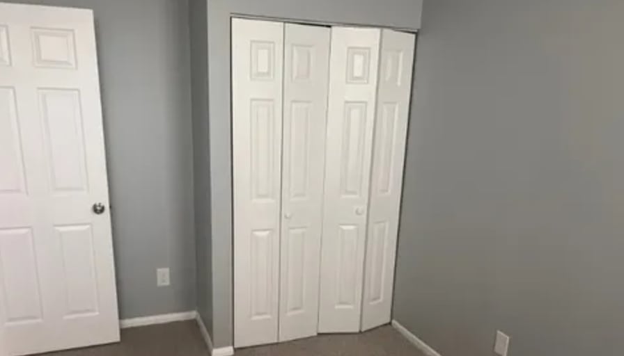 Lauren Laliberte's room