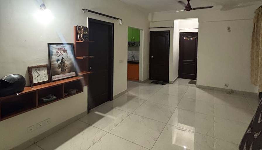 Utkarsh gaur's room