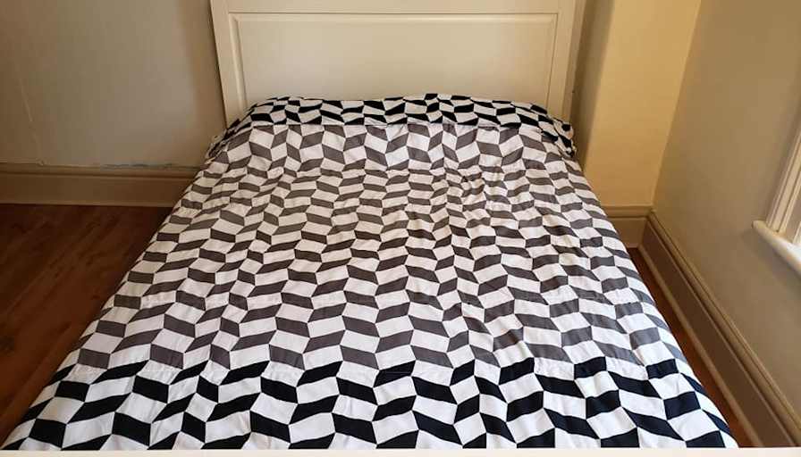 Kelly's room