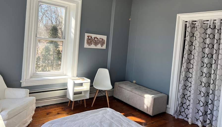 Jacqueline's room