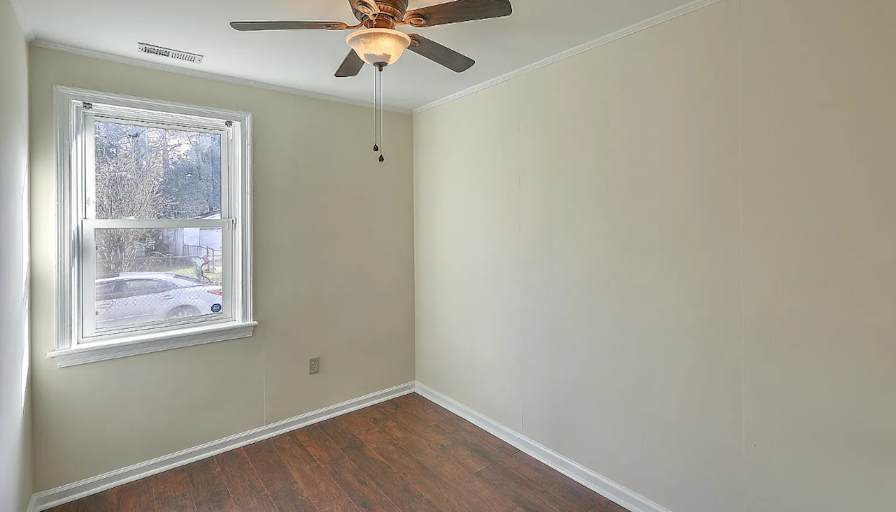 JAY's room