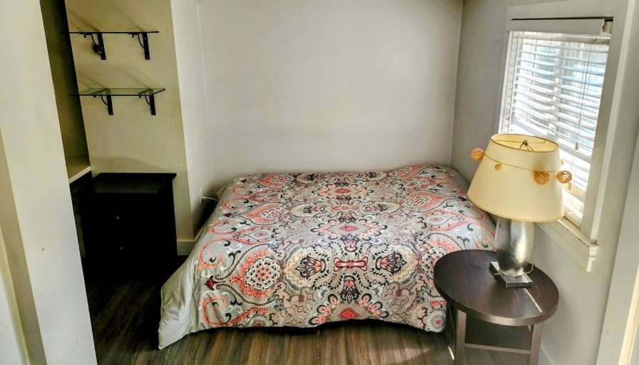 Laure's room