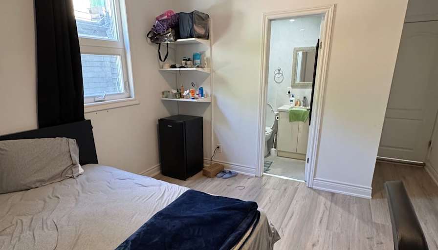 Sophie's room