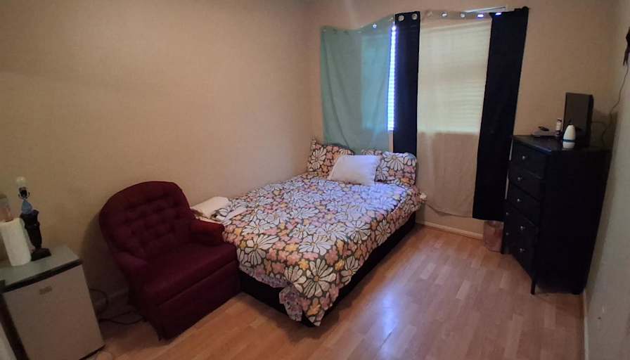 Peace's room