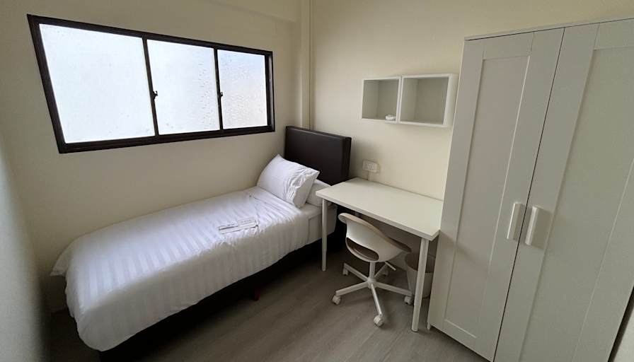 Harry Lee's room