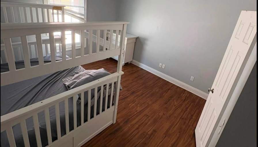Elise's room