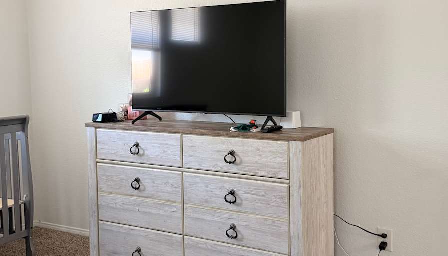 Harmony Scoggins's room