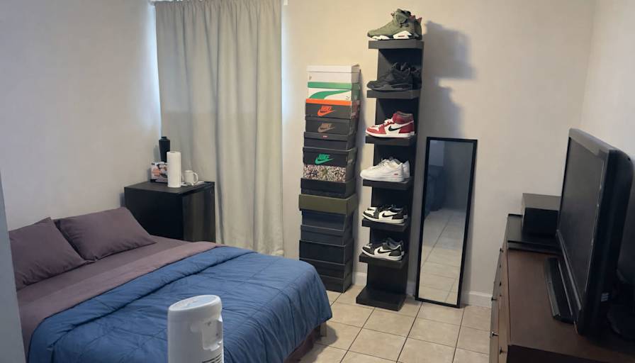 Faiaz's room
