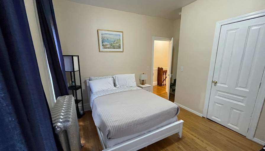 sixto sibri's room