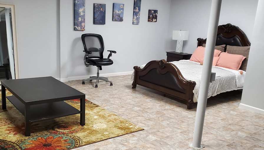 jamone's room