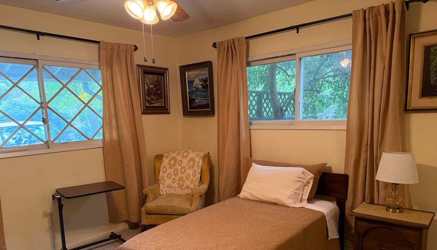 Elayne's room