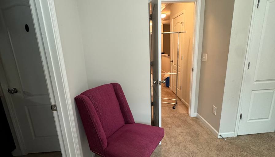 Izabela Fleury's room