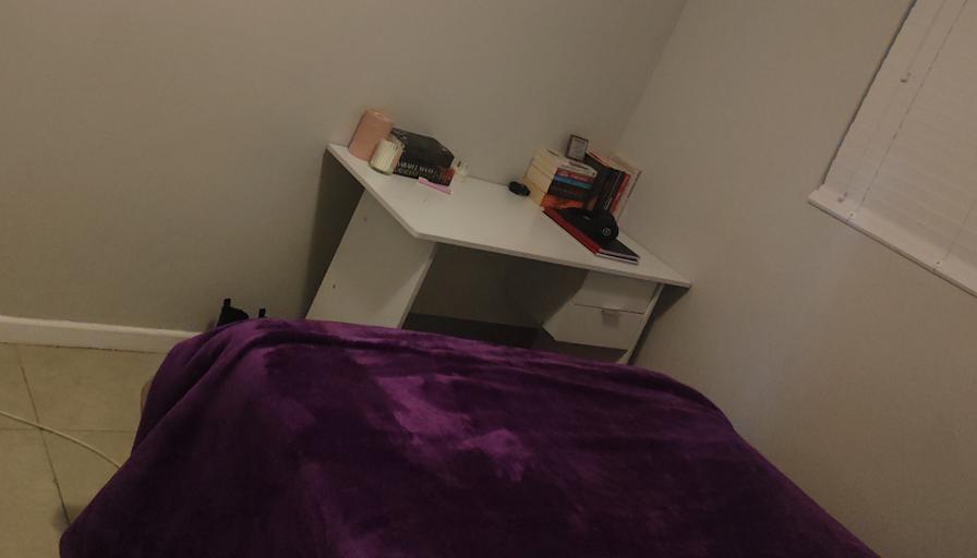 Sinaso Steven's room