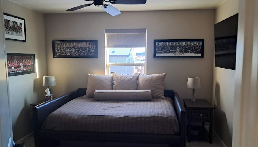 Andrea's room