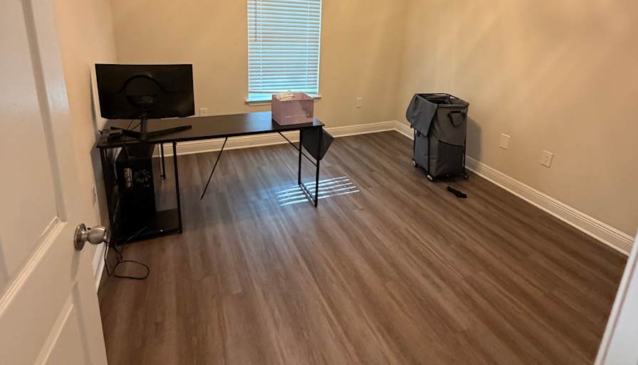 Kyle Zaine Taylor's room