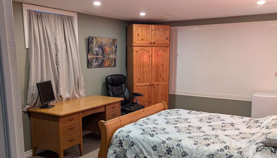 Bill Green's room