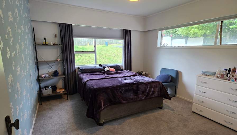 Srishti's room