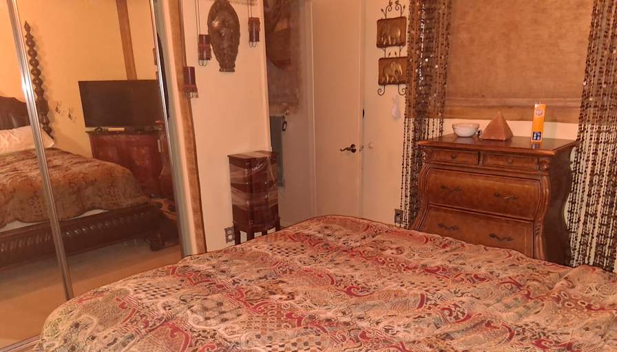Stephen's room