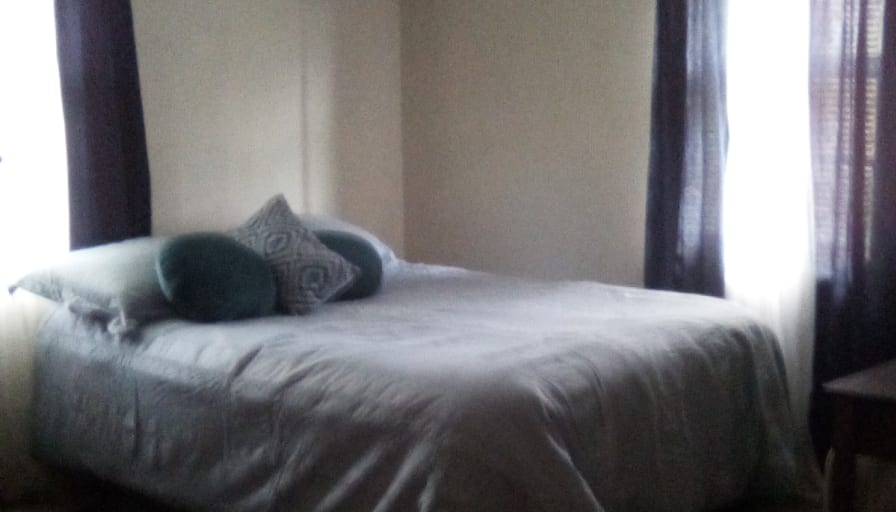 Donna's room