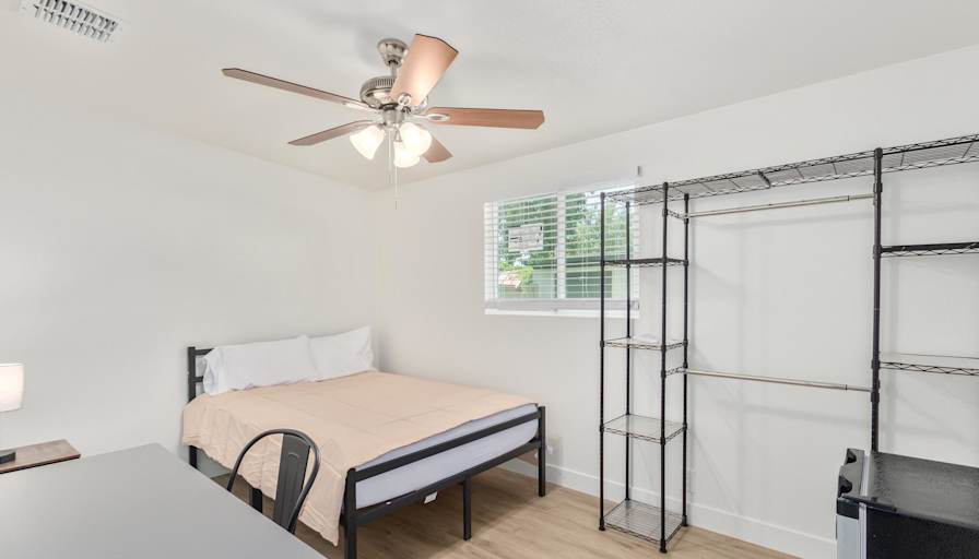 PadSplit's room