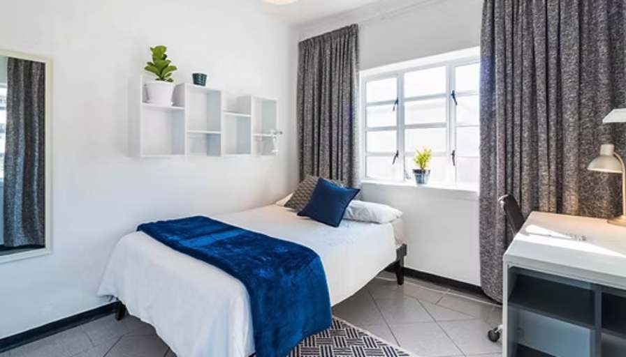 Jos Michele Milne's room