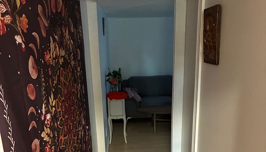 Dada Shiilabhadrananda's room