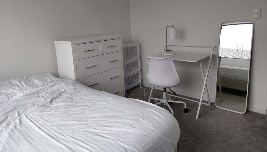 Bora's room