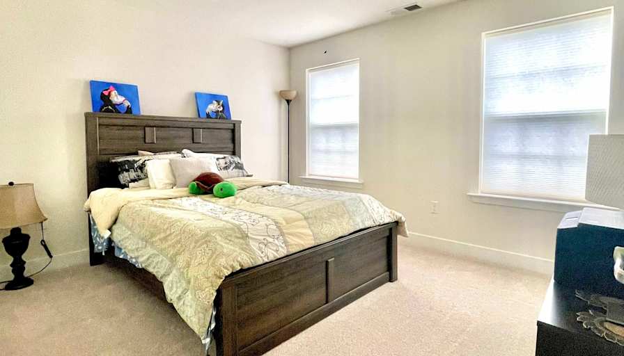 Tan's room