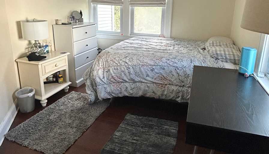 Julia's room