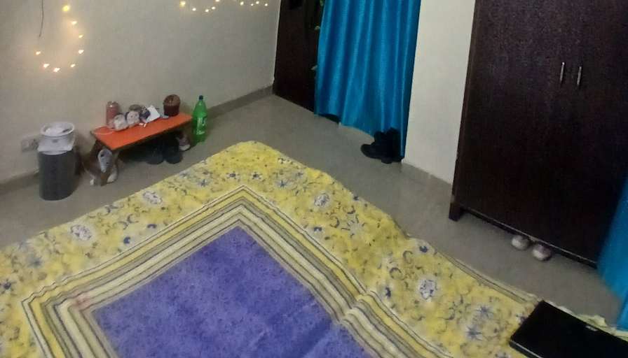 Khushi's room