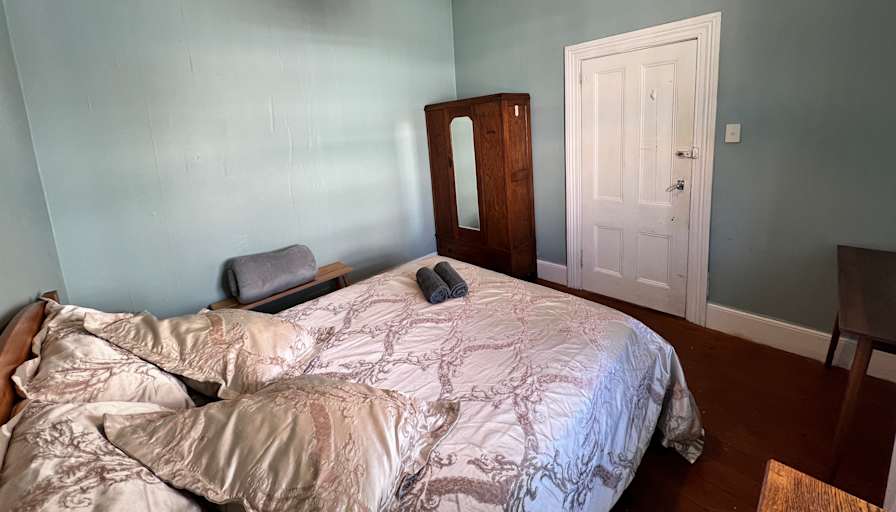 Remle Vose's room