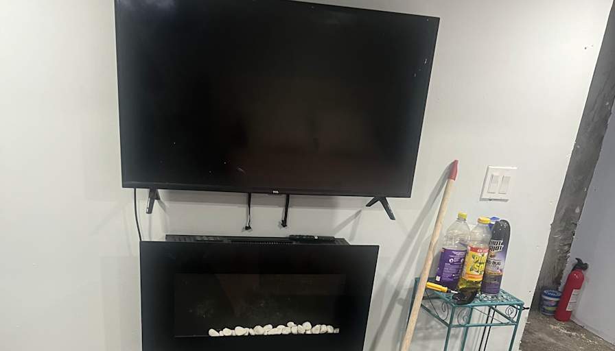 Tasha Tall's room