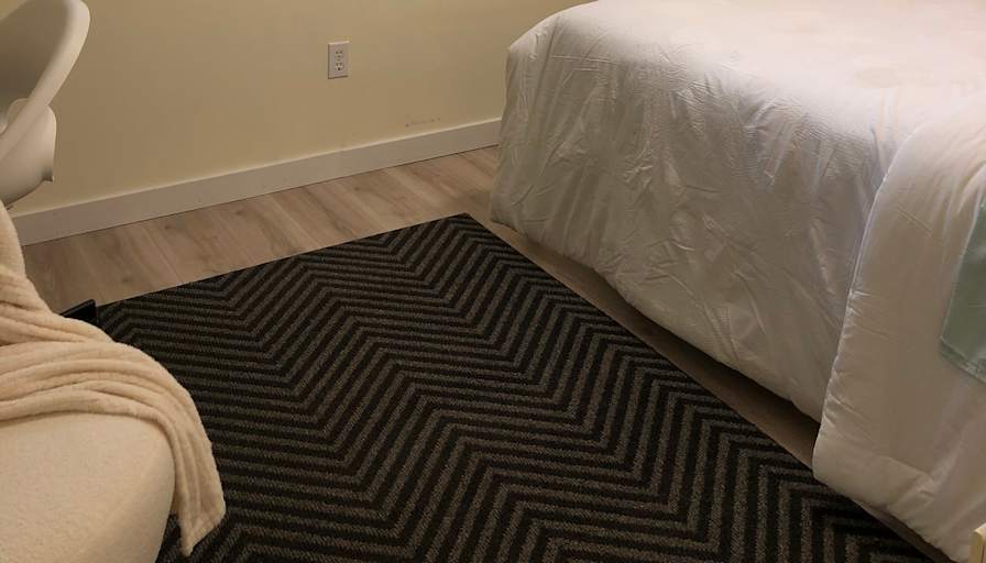 Jen's room