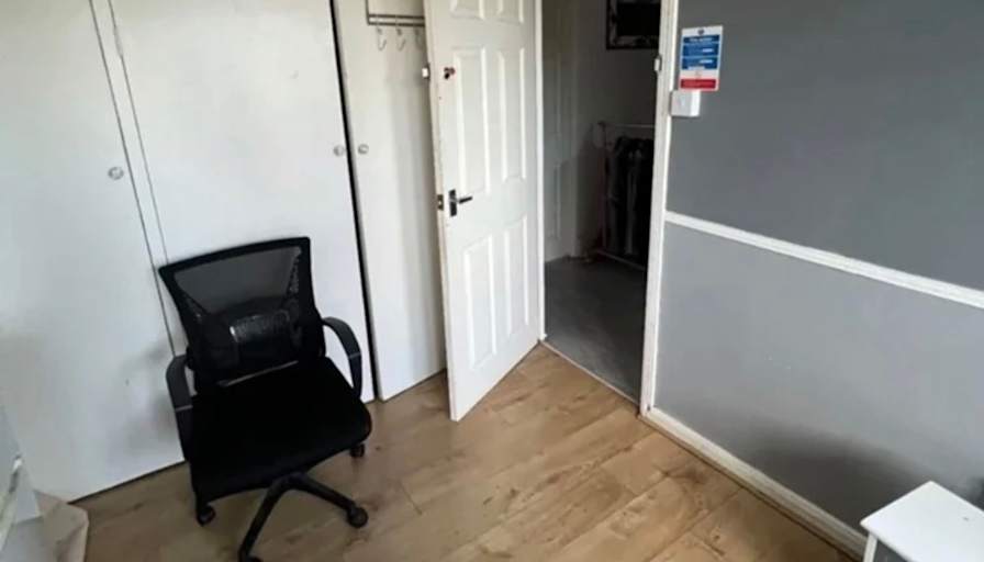 Shamaine's room