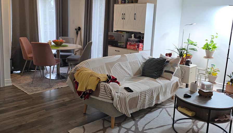 JANIS's room
