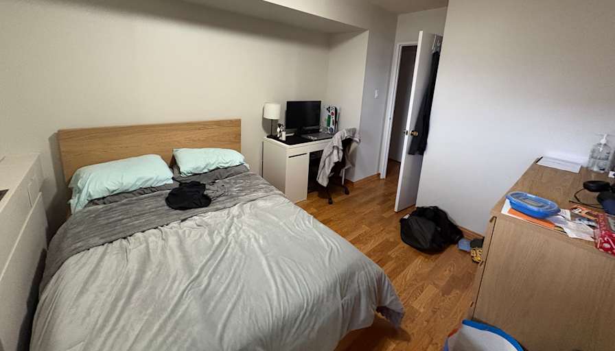 Justine's room