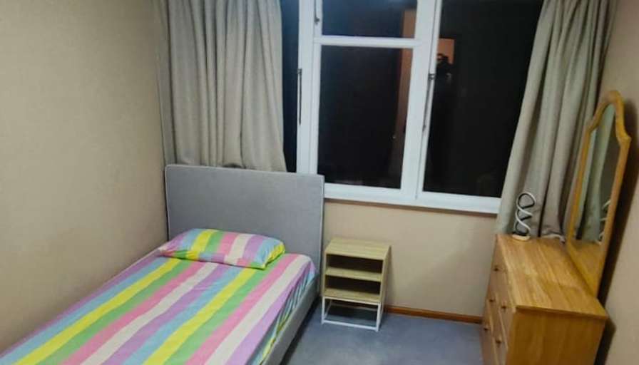 Shrush's room