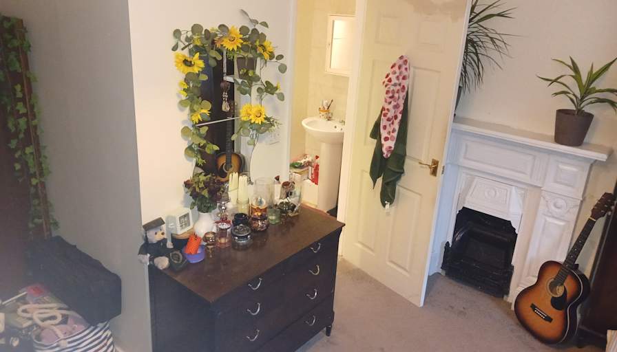 Arbab's room