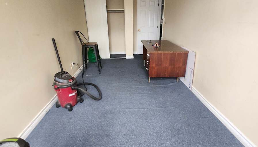 Robert Kinch's room
