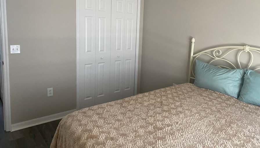 Renata's room