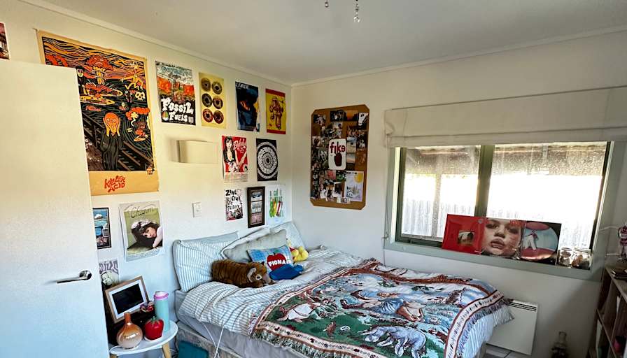 Lara's room