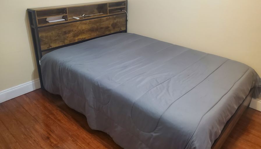 Jason Bryan, Realtor's room