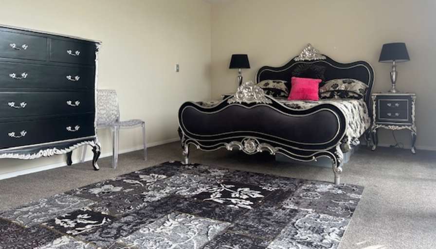 Merrill Guttenbeil's room