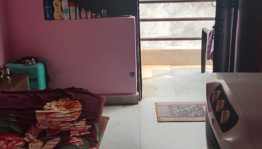 Resham's room