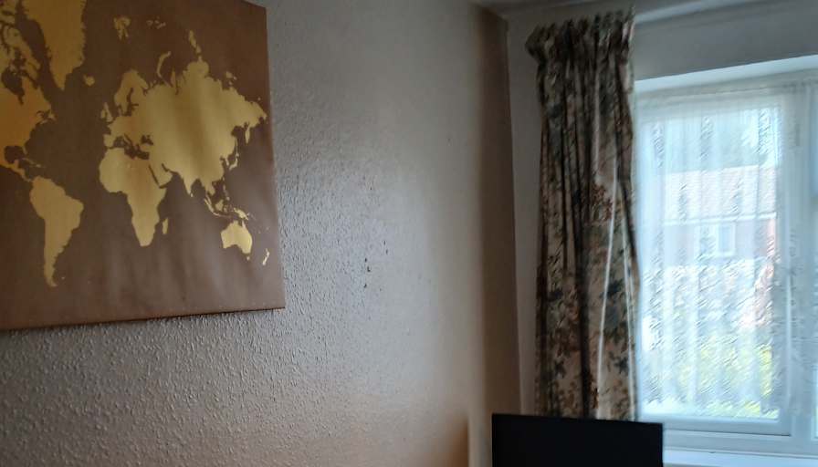 Graham Hurley's room