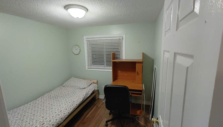 Andrew D's room