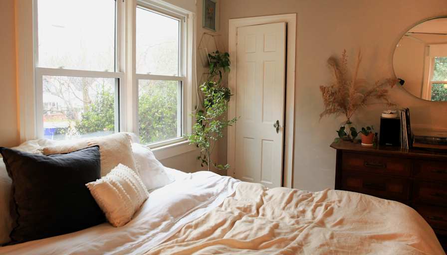 Hannah's room