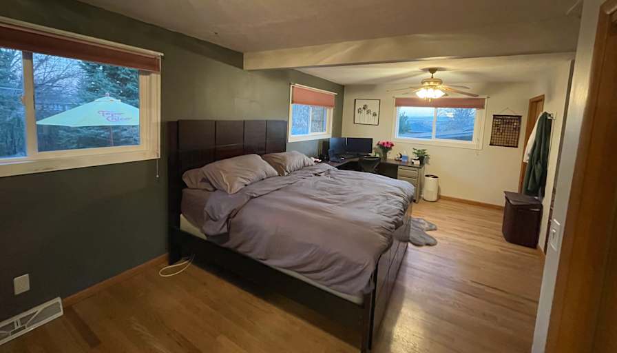 Yangyang's room