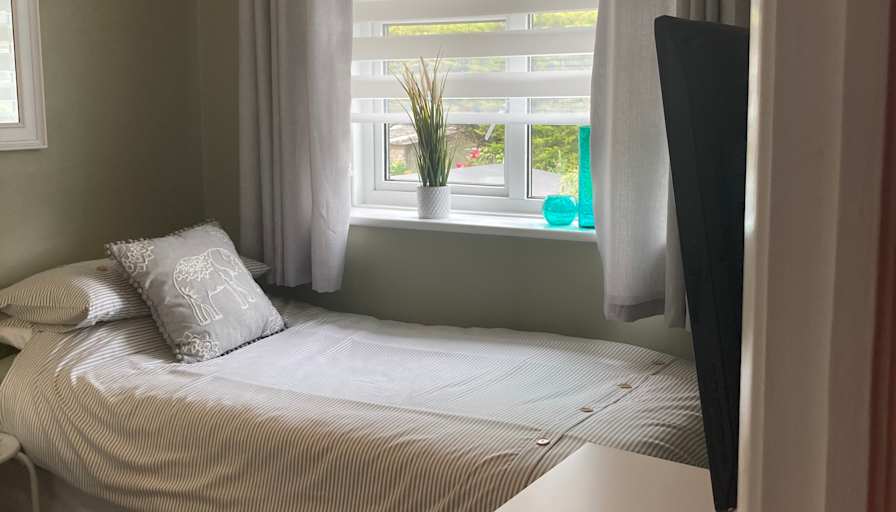 Maz Williams's room