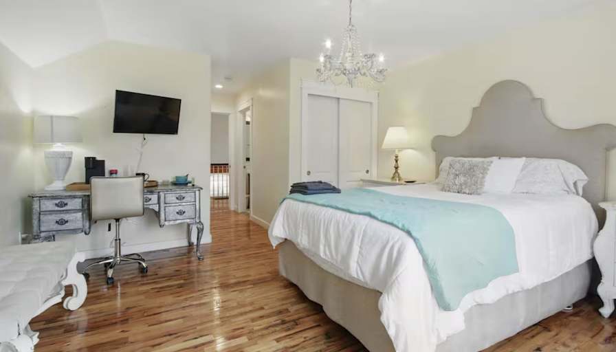 PadSplit's room